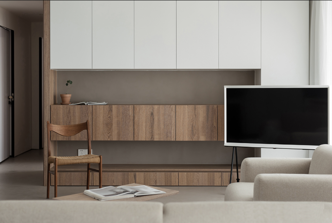 Kto powiedział, że White nie może dobrze sparować z ziarnem drewna?